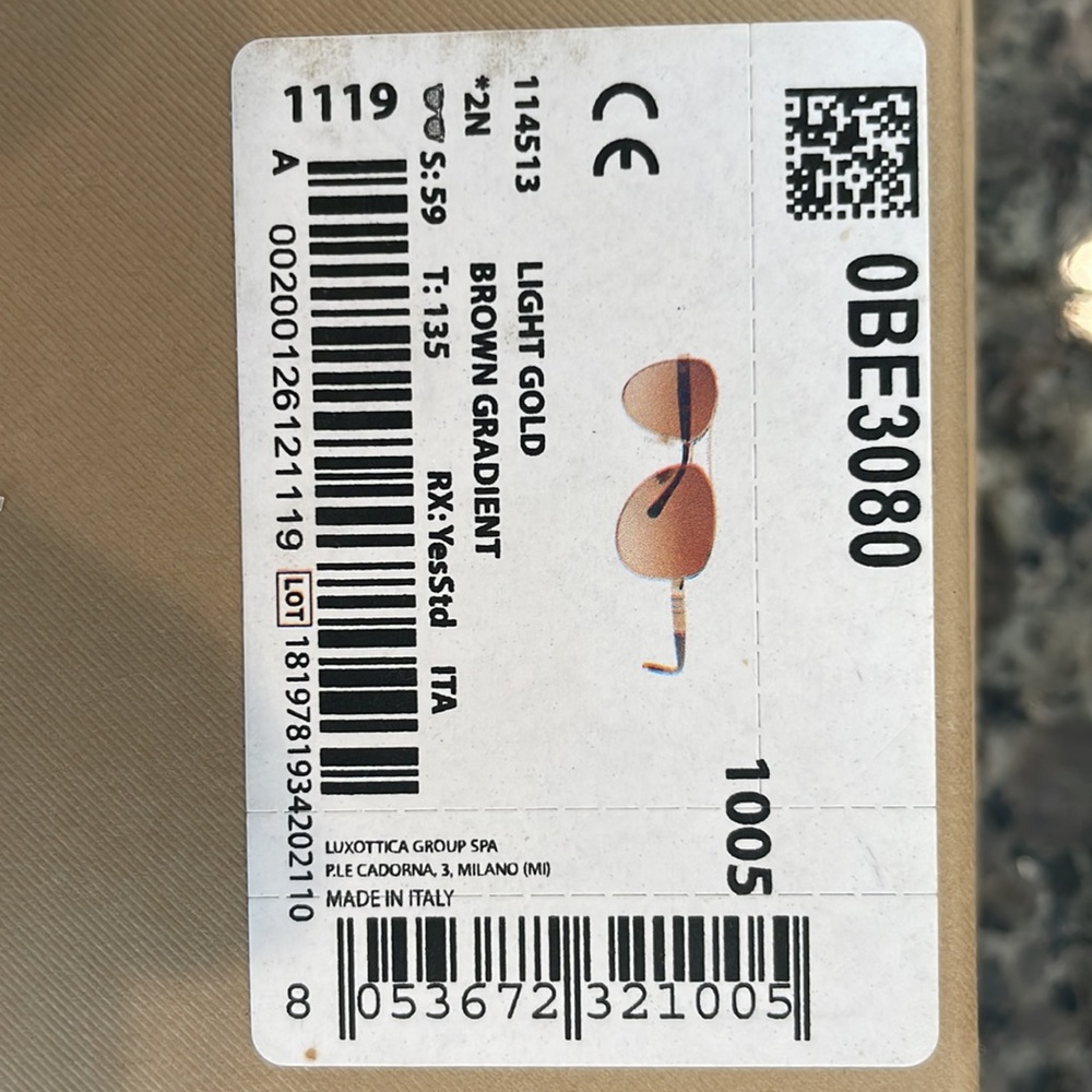 Burberry Limited Edition BE3080 sunglasses. Great condition - Picture 9 of 11